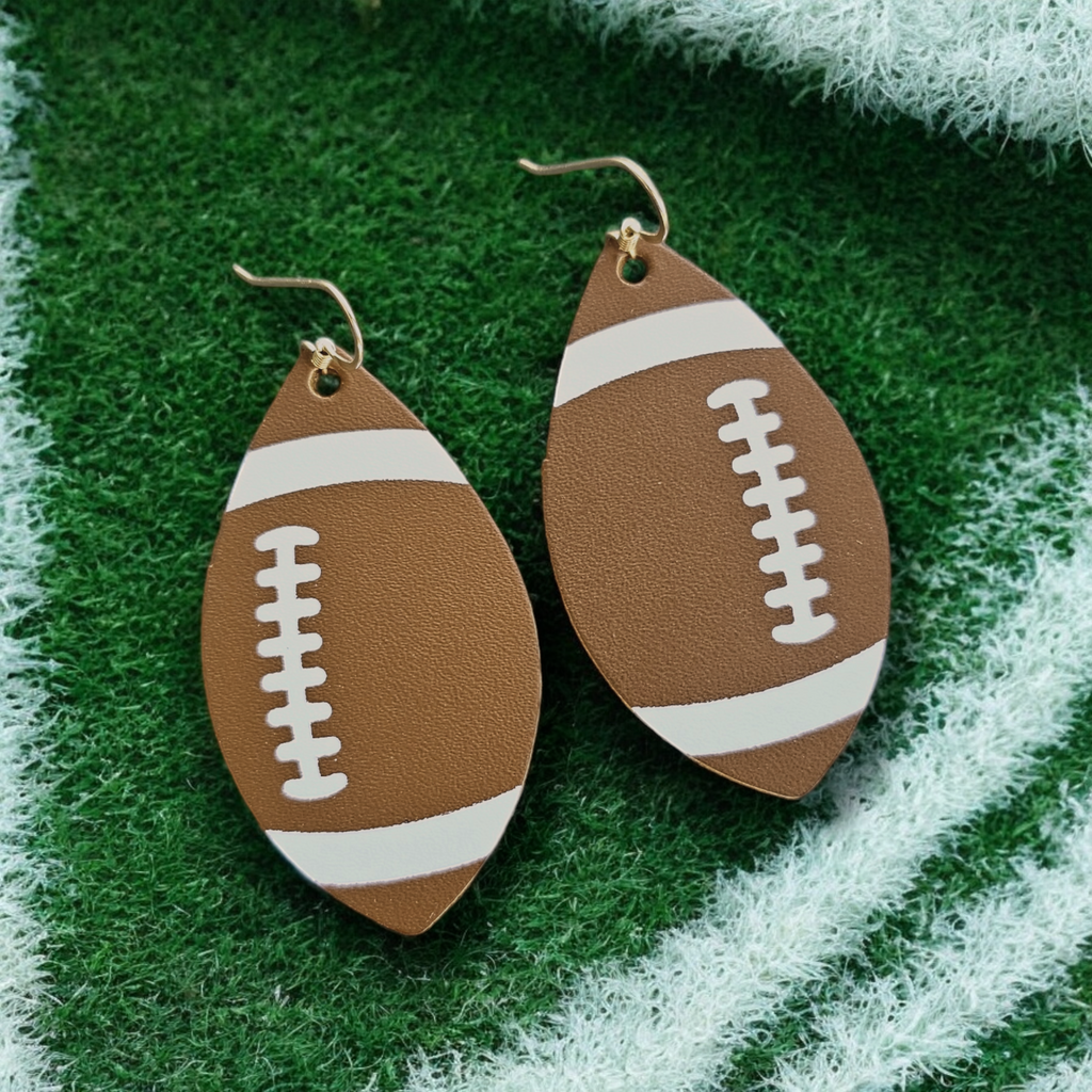 *SMALLS|Pre-Order* The Petal/ Chocolate Football Embossed Leather Earrings